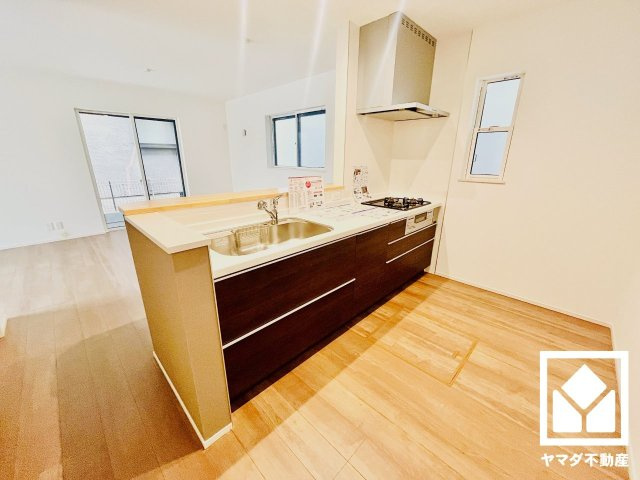 八幡市八幡山田　第3　3号棟のキッチン