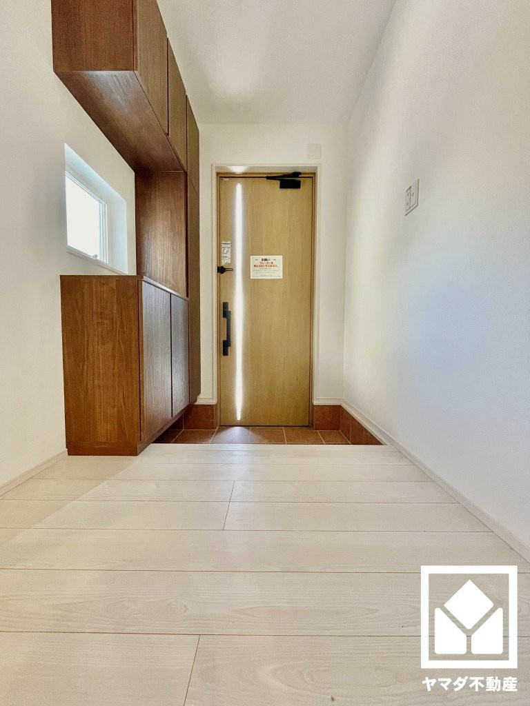 八幡市八幡樋ノ口　第1　1号地の玄関