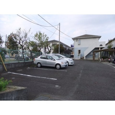 【外観】 | グレースコートＢ棟駐車場