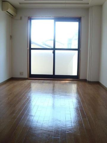 ドリーム７８の内装|洋室