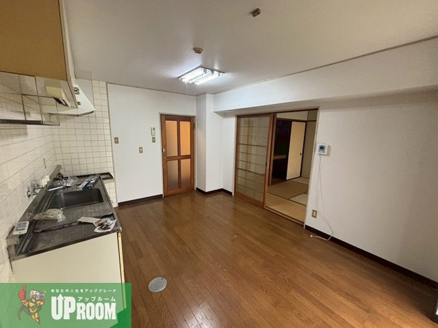 ロアビルアネックスの居間・リビング