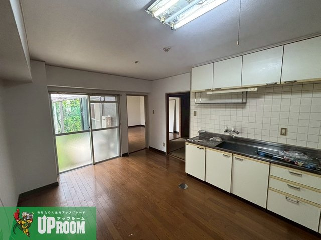 ロアビルアネックスのロビー