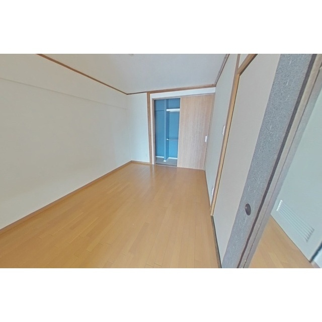 岐阜市葭町４丁目の賃貸マンションの居間・リビング