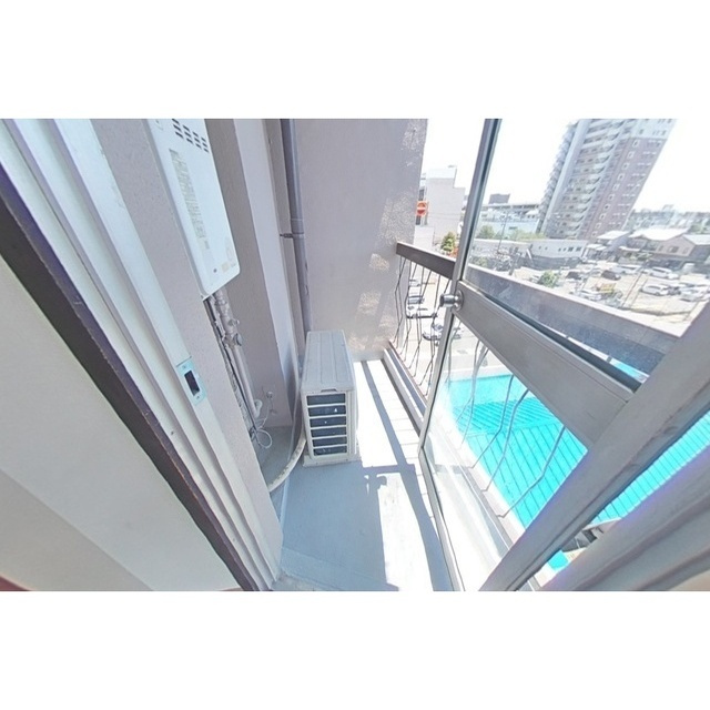 岐阜市葭町４丁目の賃貸マンションのバルコニー