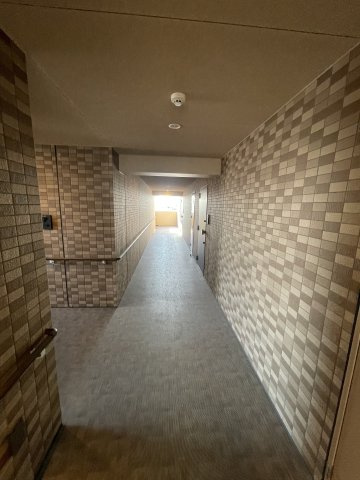 ブライズ中野南台のロビー