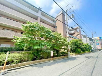 【その他】 | ルネフェリアス堺鳳 | ■毎週土・日・祝のご対応可能■
お忙しい方も、お仕事前やお仕事帰りなどお客様のご都合に合わせてご案内致します！キッズルーム・駐車場完備！