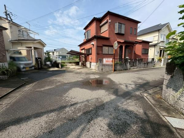 岩出市東坂本　中古戸建の前面道路含む現地写真