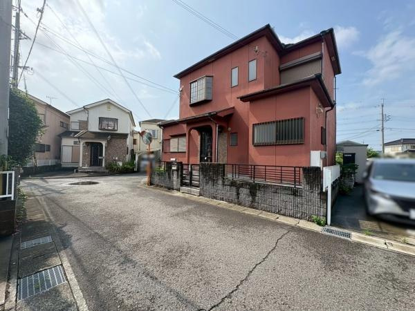 岩出市東坂本　中古戸建の前面道路含む現地写真