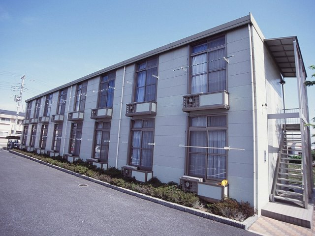 レオパレスゆうの外観