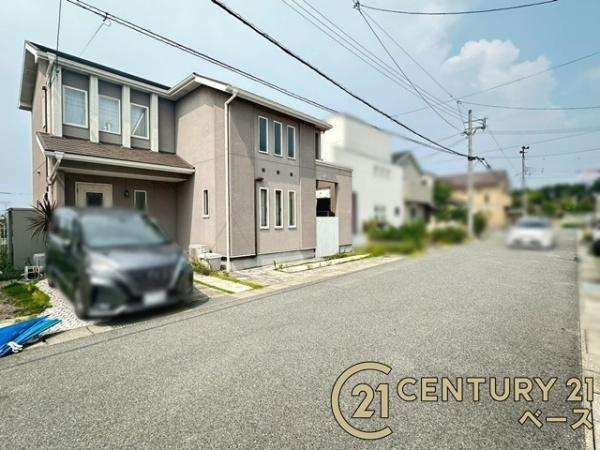 北葛城郡上牧町下牧１丁目　一戸建の前面道路含む現地写真