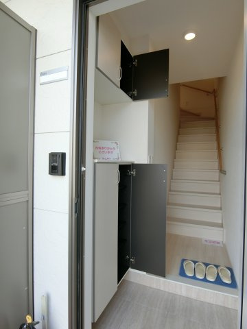 サンモールひえづ　Ｂ棟の収納