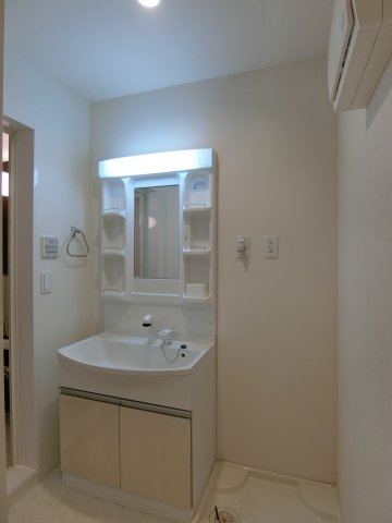 サンモールひえづ　Ｂ棟の洗面所