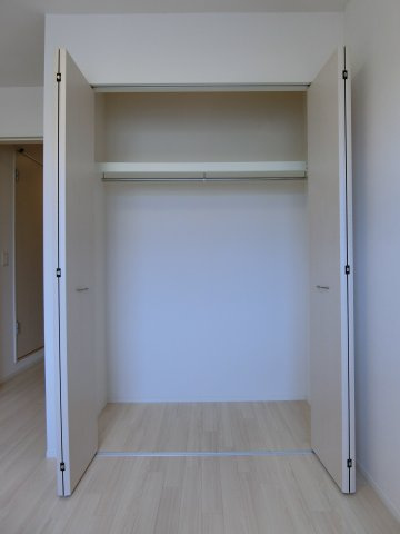 サンモールひえづ　Ｂ棟の収納