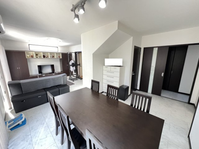 【居間・リビング】 | 北筑二丁目8番31号（No.C-8）