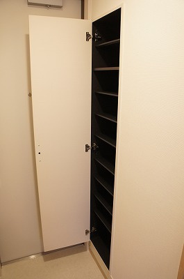 【玄関】 | リブリ・ダロル | ゆったりとした玄関です