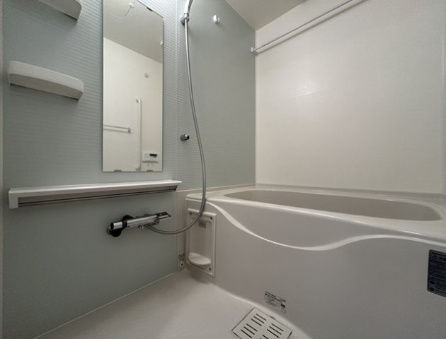 高崎市日高町のアパートの浴室