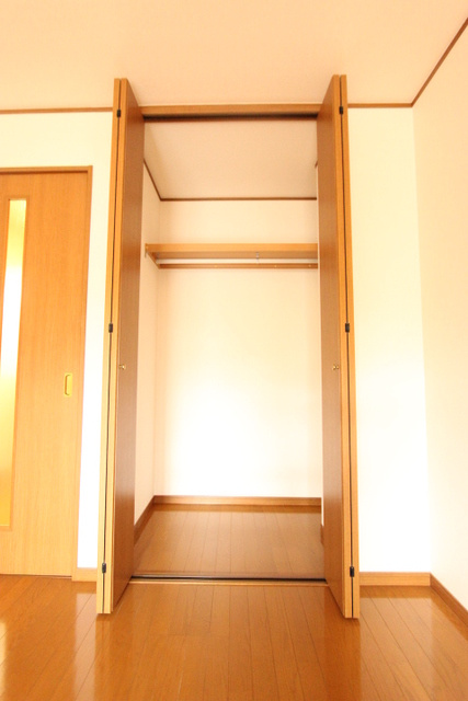 コンソラーレ中野の収納