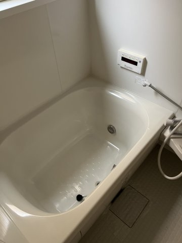 西京区上桂西井居町オーナーチェンジ戸建ての浴室