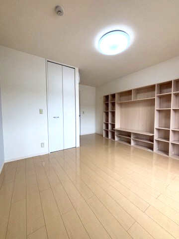 メゾンドモンテノールの洋室|メゾン・ド・モンテノール