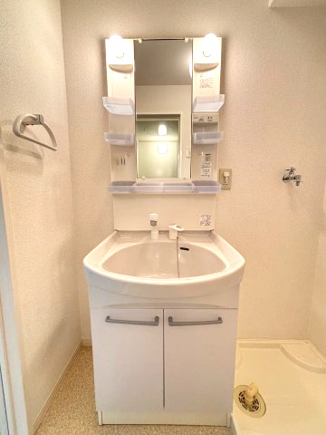 メゾンドモンテノールの洗面所|メゾン・ド・モンテノール