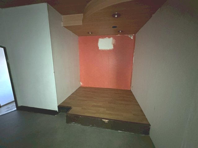 生路池下貸店舗の内装