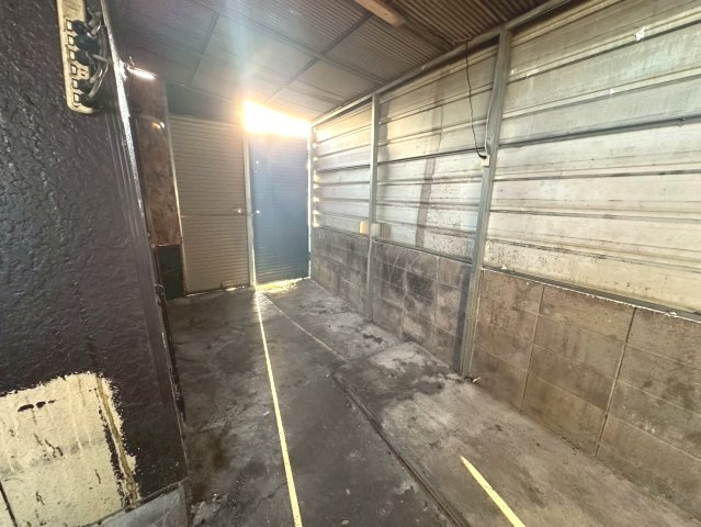 生路池下貸店舗の内装