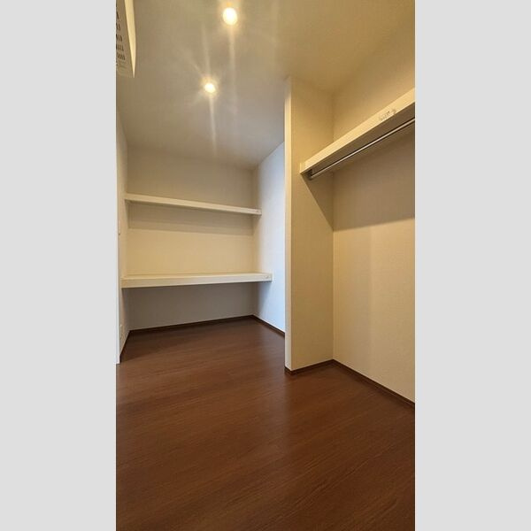 飛香台1丁目戸建の収納