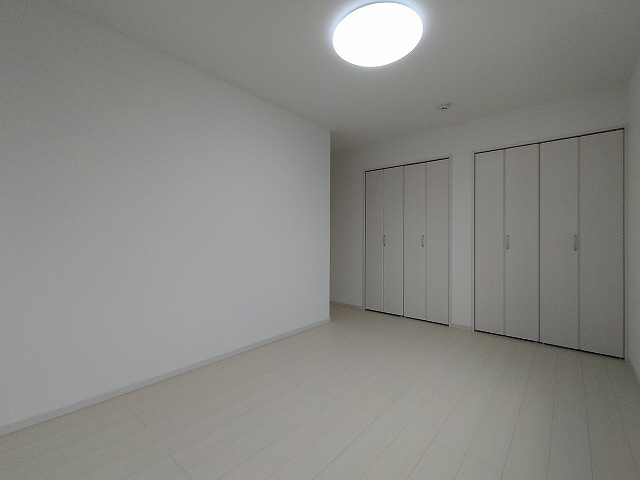 神戸市長田区長尾町２丁目のアパートの内装|洋室