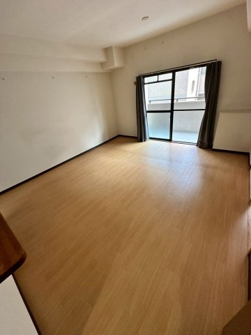 プリマヴェーラ（林田町）の居間・リビング