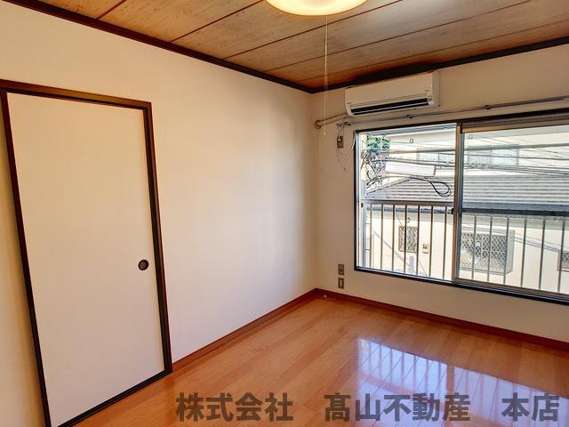 プティハイムの洋室