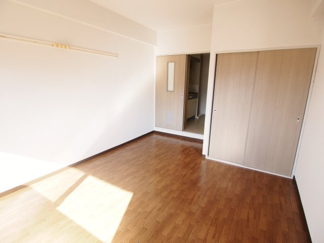 カーサ大正2NDの居間・リビング