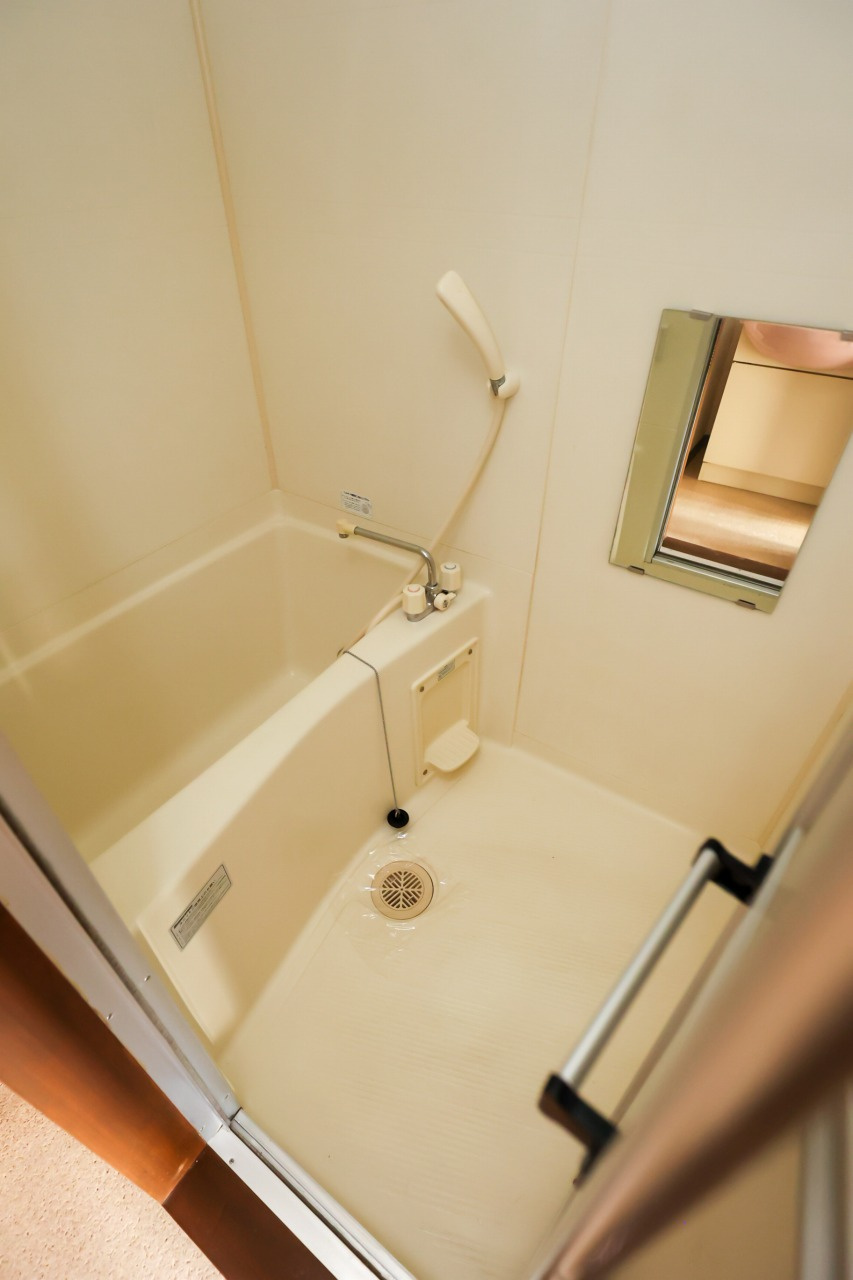 ラ・セゾン城北の浴室|オートバスです（同間取りの105号室のお写真です）