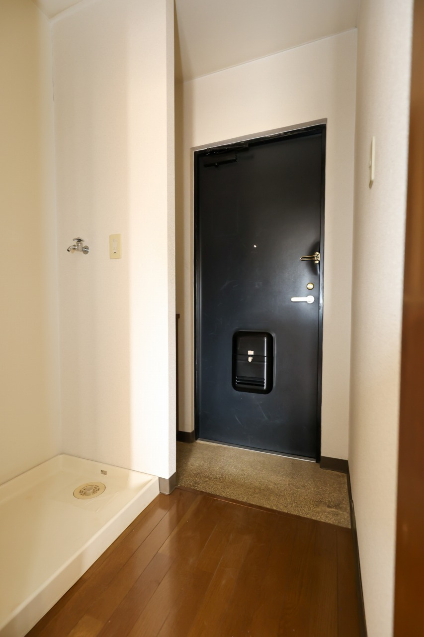 ラ・セゾン城北の玄関|同間取りの105号室のお写真です