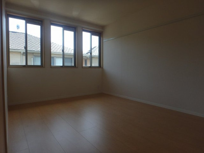 【寝室】 | プロヌーブ砥堀 | ※イメージです