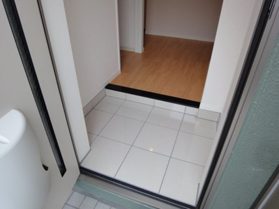 【玄関】 | サンモール金ヶ崎 | 玄関