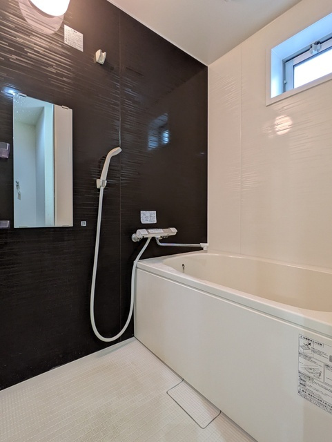 ワコーレヴィアーノ垂水城が山 WESTの浴室