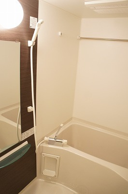 リブリ・ダロルの浴室|日々の暮らしに欠かせないお風呂です