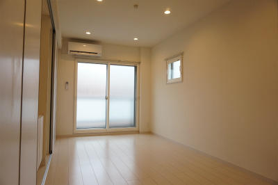 リブリ・ニューグランデ幕張の洋室