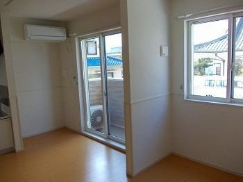 【バルコニー】 | ピエデルモンテⅢ | 落ち着いた時間を過ごせるバルコニーです