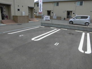 【駐車場】