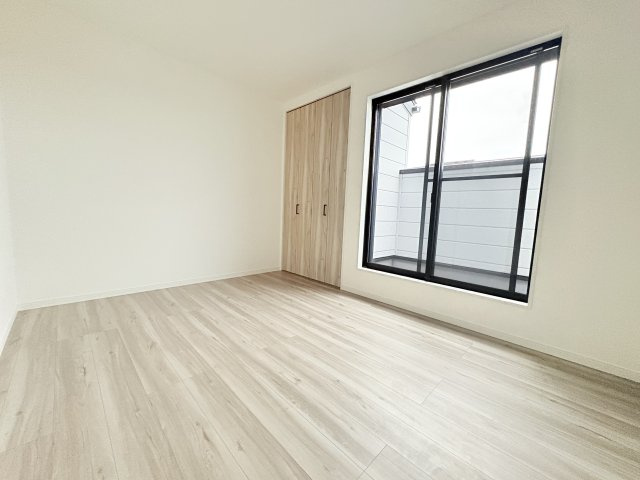 太秦安井藤ノ木町の洋室