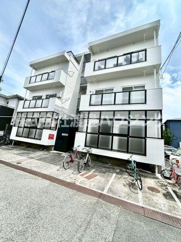 フレスマンション江坂の外観