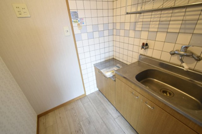 【キッチン】 | ヴィクトワール壱番館