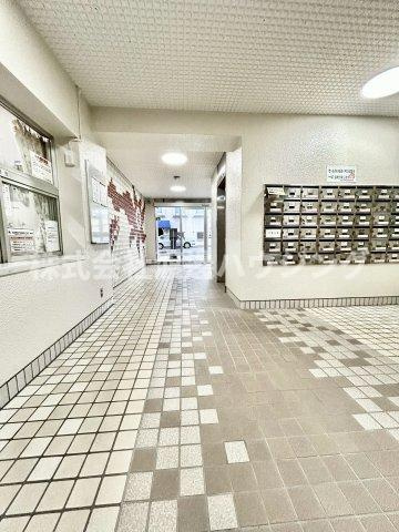 パルムハウス曽根のエントランス