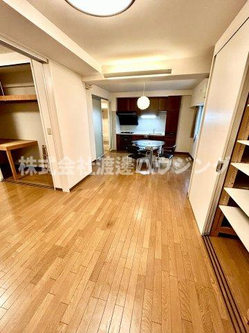 パルムハウス曽根の居間・リビング