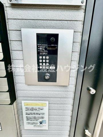 ラージヒル服部天神のセキュリティ|オートロックで安心