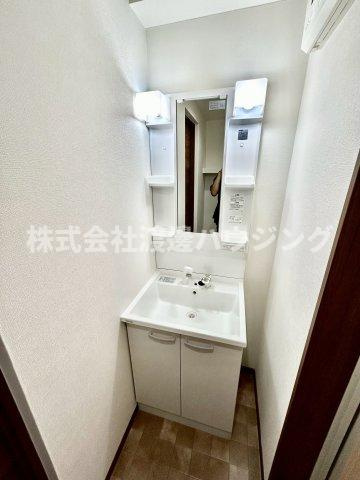 ラージヒル服部天神の洗面所