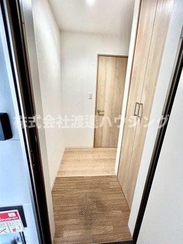 パロス江坂垂水町アイシアの玄関