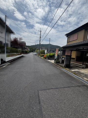 【前面道路含む現地写真】の画像