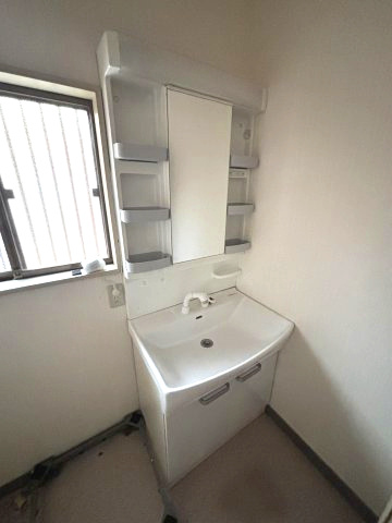 【独立洗面台】の画像